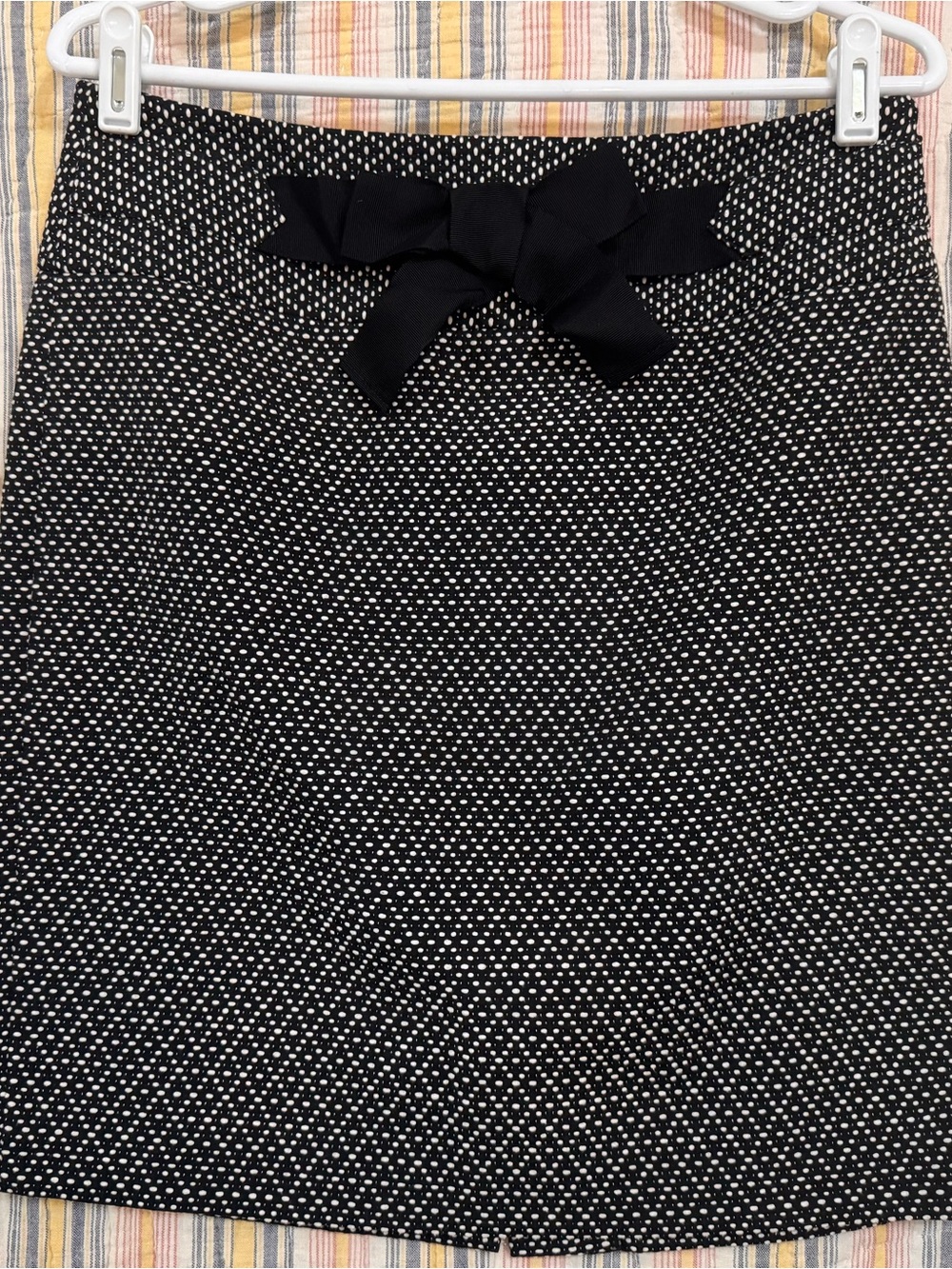 LOFT NWT Black and White Jacquard Pencil Skirt with Bow Waist Detail Sz 6